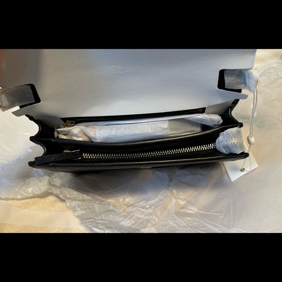 Tory Burch Georgia Pebbled Leather Crossbody in Black - Picture 4 of 7